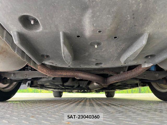 Toyota CROWN SEDAN 2014-07 7216581-19