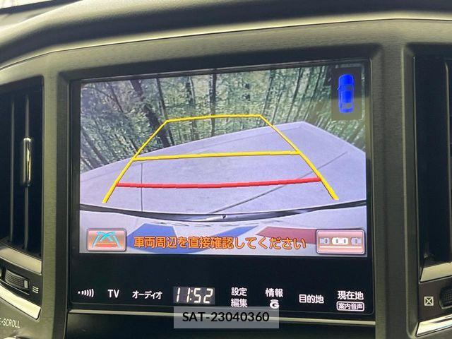 Toyota CROWN SEDAN 2014-07 7216581-4