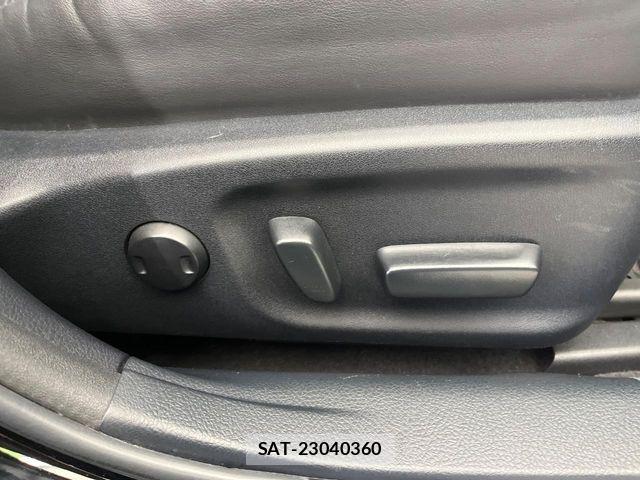 Toyota CROWN SEDAN 2014-07 7216581-6