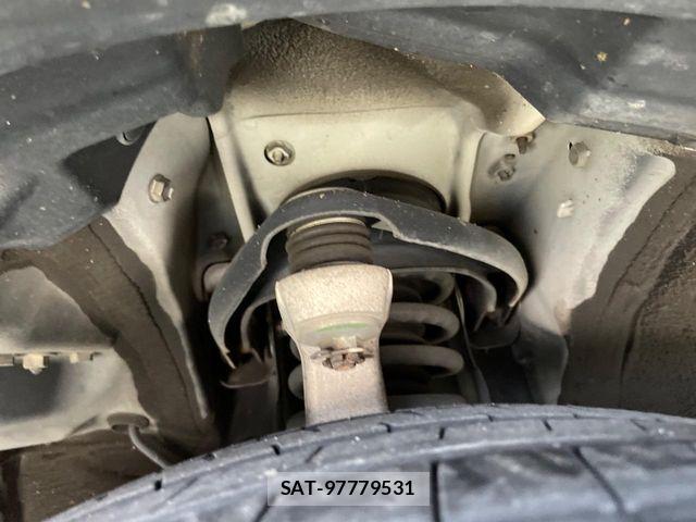 Toyota CROWN SEDAN 2009-11 7216574-19