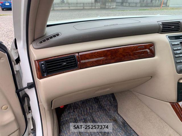 Toyota CROWN SEDAN 2001-03 7250265-24