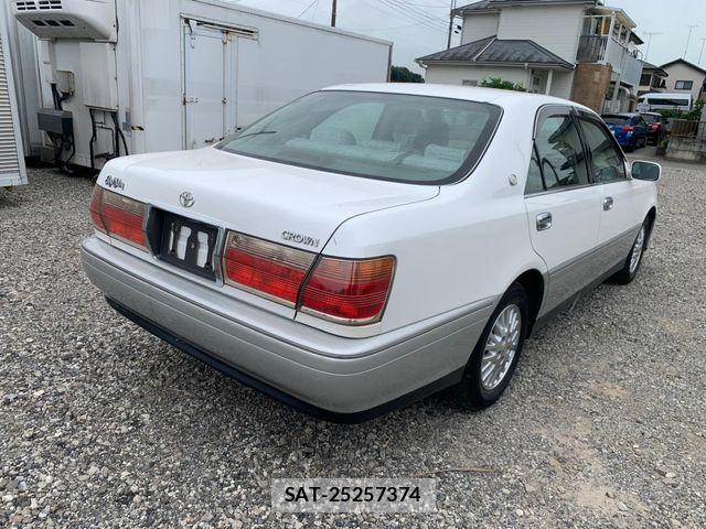 Toyota CROWN SEDAN 2001-03 7250265-2