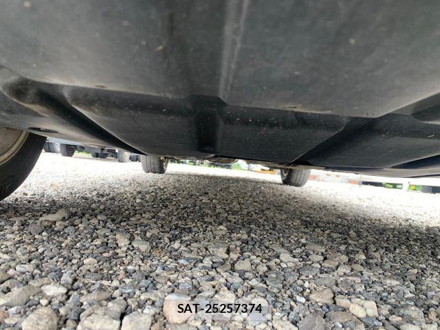 Toyota CROWN SEDAN 2001-03 7250265-6