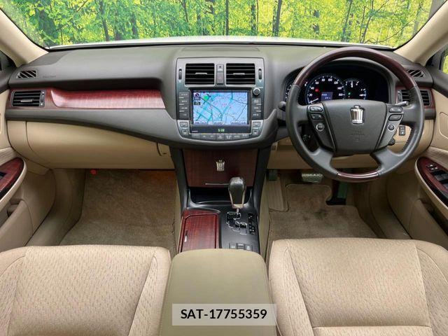 Toyota CROWN SEDAN 2009-07 7250263-1