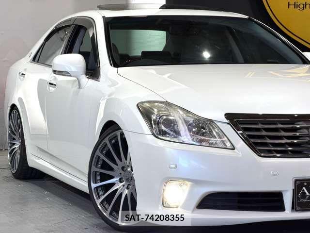 Toyota CROWN SEDAN 2010-06 7250260-1