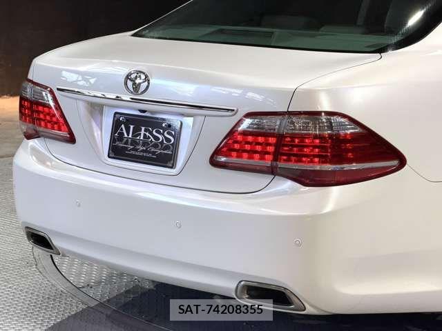 Toyota CROWN SEDAN 2010-06 7250260-6