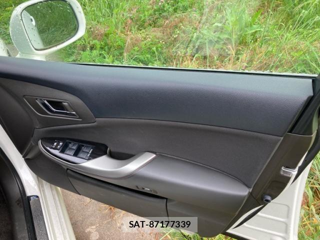 Toyota CROWN SEDAN 2010-06 7250261-9