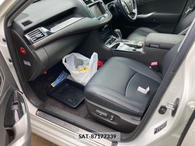 Toyota CROWN SEDAN 2010-06 7250261-19