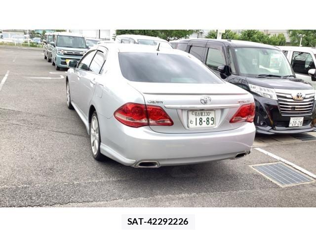 Toyota CROWN SEDAN 2009-08 7250266-3