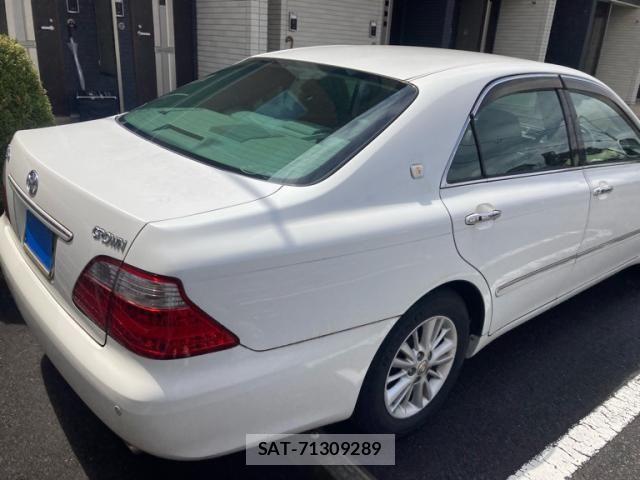Toyota CROWN SEDAN 2006-09 7250269-2