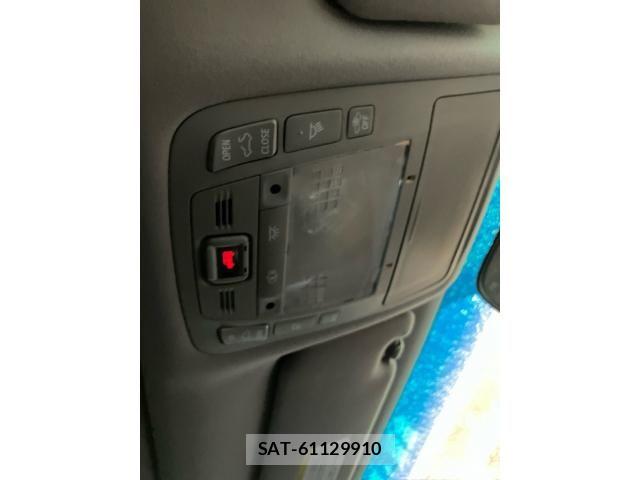 Toyota CROWN SEDAN 2010-11 7271737-21