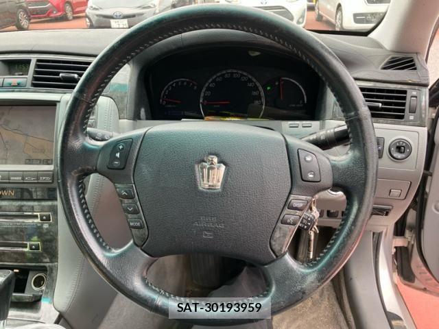 Toyota CROWN SEDAN 2004-10 7271742-15