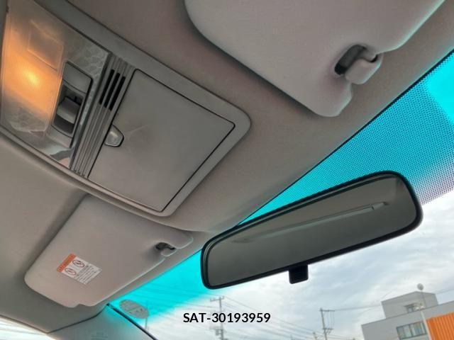 Toyota CROWN SEDAN 2004-10 7271742-23