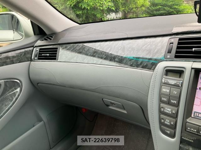 Toyota CROWN SEDAN 2004-03 7271738-18