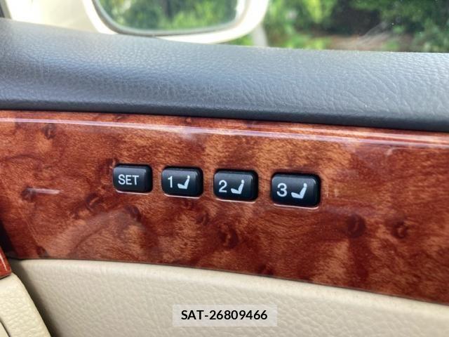 Toyota CROWN SEDAN 2004-12 7271739-25