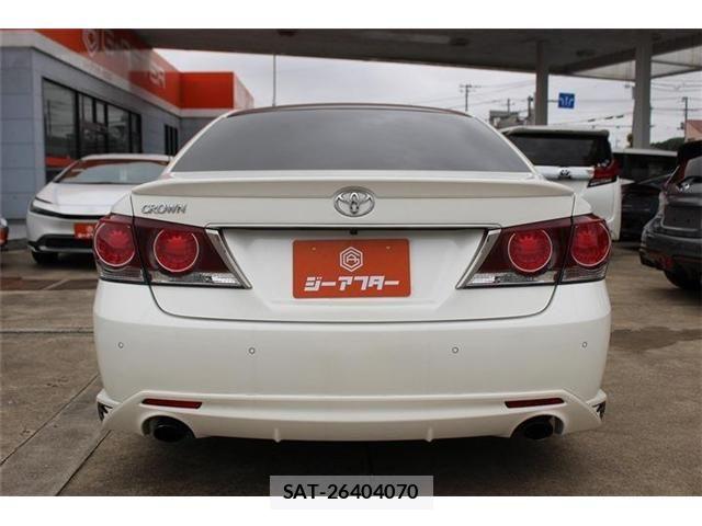 Toyota CROWN SEDAN 2016-01 7326363-11