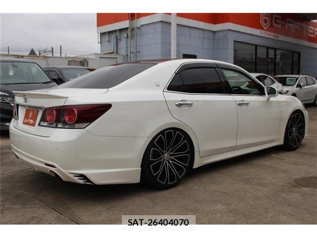 Toyota CROWN SEDAN 2016-01 7326363-12