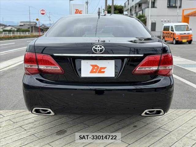 Toyota CROWN SEDAN 2008-10 7326377-13