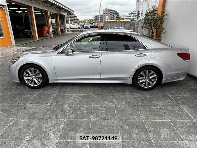 Toyota CROWN SEDAN 2014-12 7326366-10