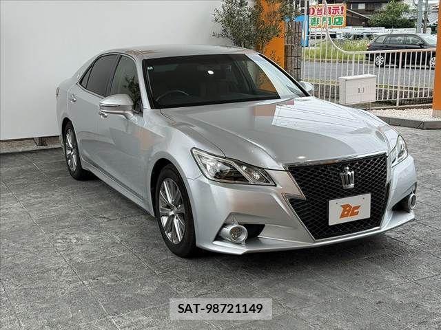 Toyota CROWN SEDAN 2014-12 7326366-7