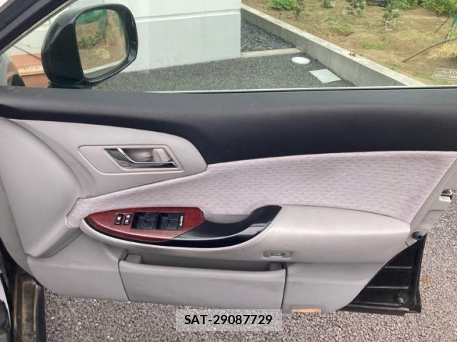 Toyota CROWN SEDAN 2009-10 7326379-16