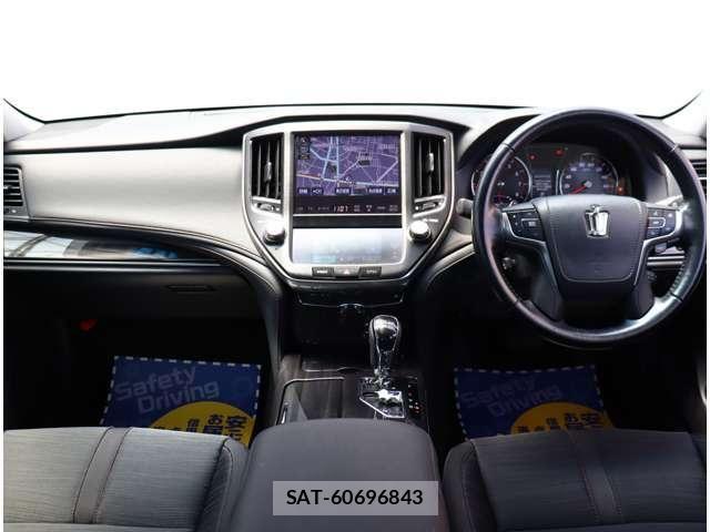 Toyota CROWN SEDAN 2013-01 7326362-1