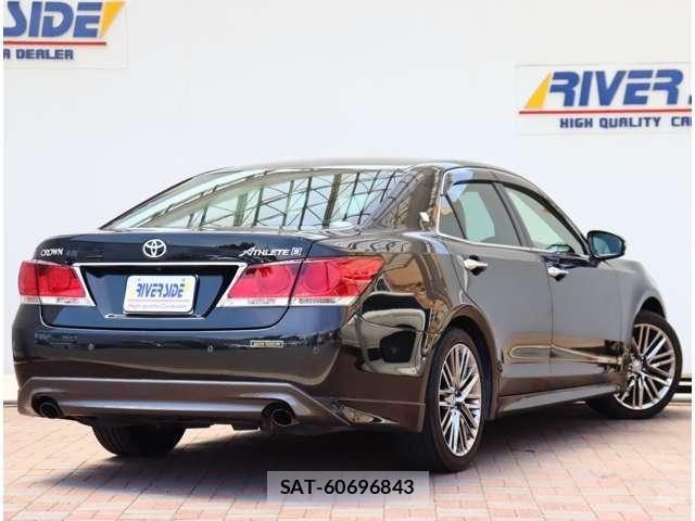 Toyota CROWN SEDAN 2013-01 7326362-5