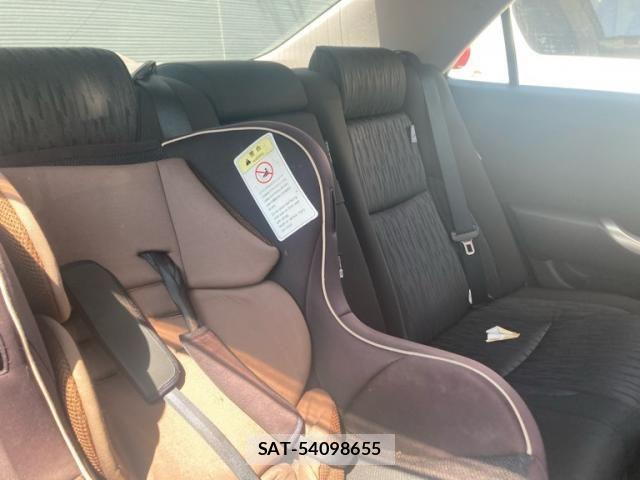 Toyota CROWN SEDAN 2010-04 7326380-18