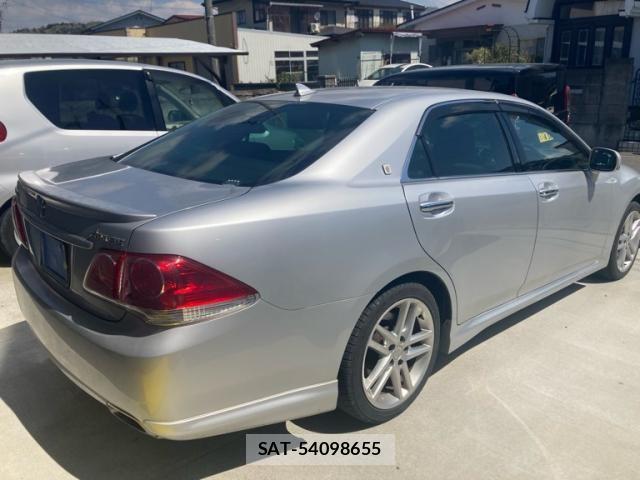 Toyota CROWN SEDAN 2010-04 7326380-6