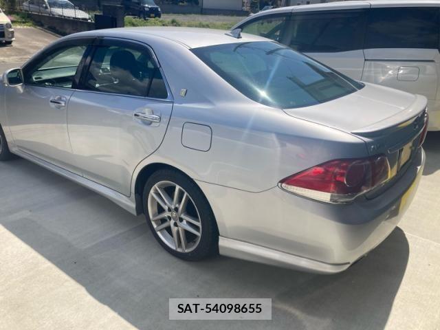 Toyota CROWN SEDAN 2010-04 7326380-7