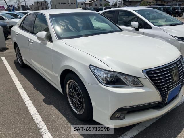 Toyota CROWN SEDAN 2013-02 7326373-0