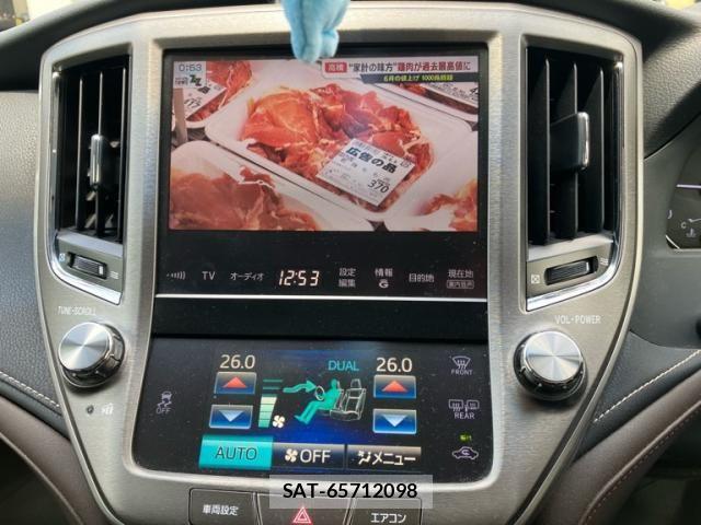 Toyota CROWN SEDAN 2013-02 7326373-16