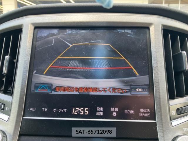 Toyota CROWN SEDAN 2013-02 7326373-19