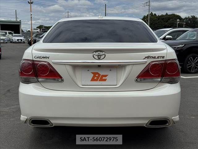 Toyota CROWN SEDAN 2012-01 7326378-13