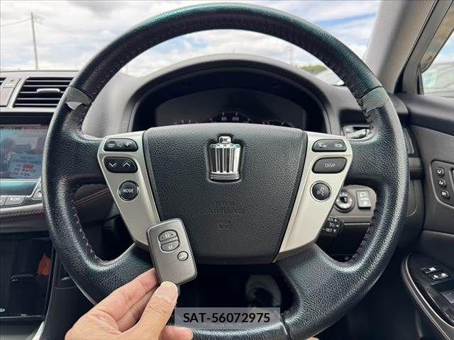 Toyota CROWN SEDAN 2012-01 7326378-6