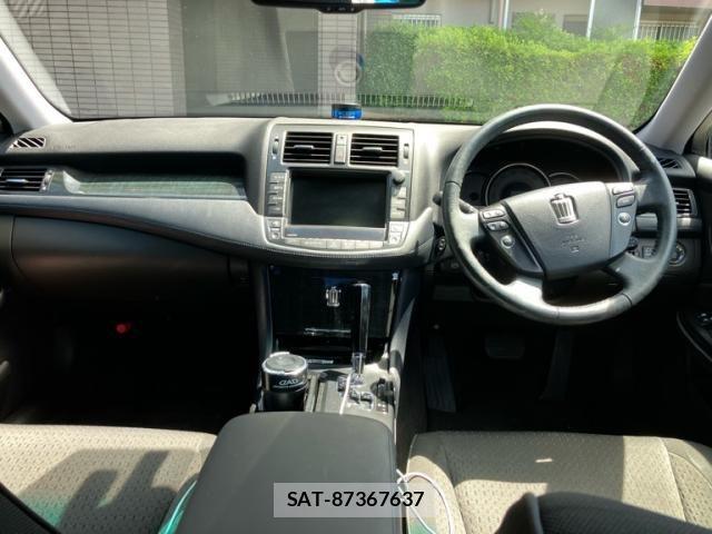 Toyota CROWN SEDAN 2009-11 7326375-16
