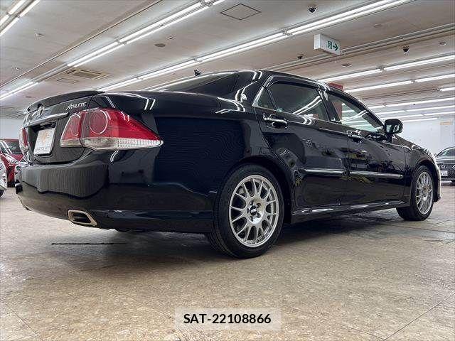 Toyota CROWN SEDAN 2010-06 7326374-19