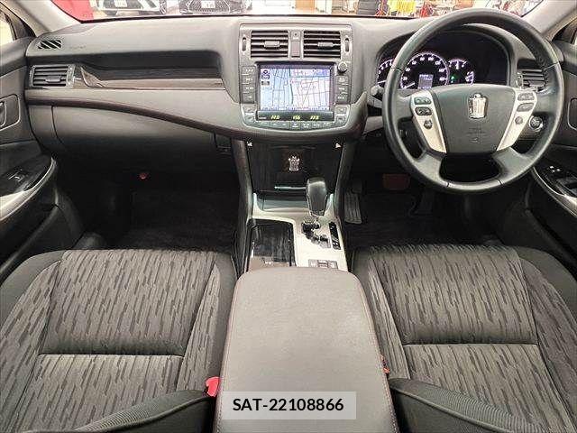Toyota CROWN SEDAN 2010-06 7326374-2