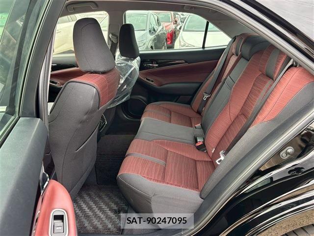 Toyota CROWN SEDAN 2017-07 7332685-5