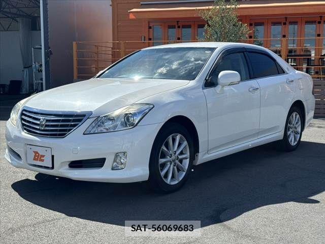 Toyota CROWN SEDAN 2008-09 7326376-9