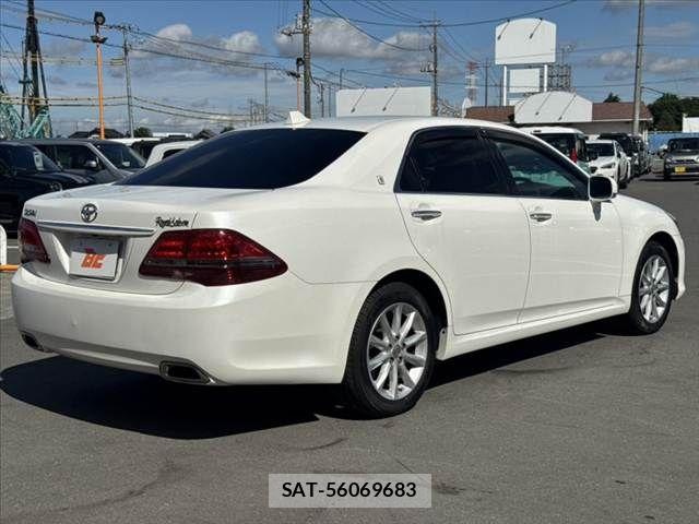 Toyota CROWN SEDAN 2008-09 7326376-14
