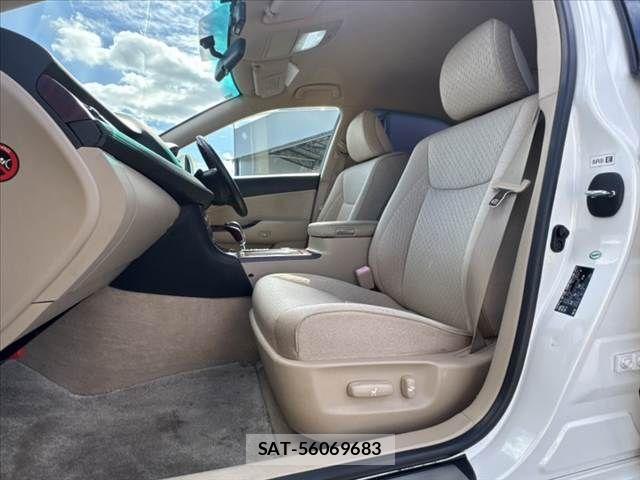 Toyota CROWN SEDAN 2008-09 7326376-16