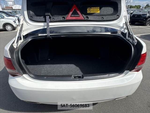Toyota CROWN SEDAN 2008-09 7326376-18