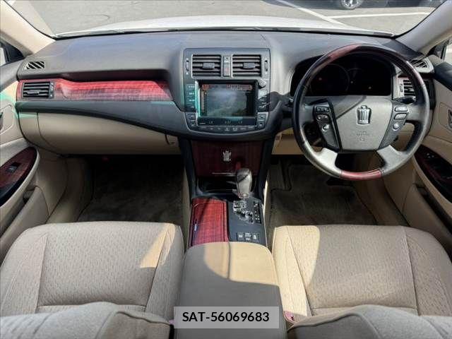 Toyota CROWN SEDAN 2008-09 7326376-1