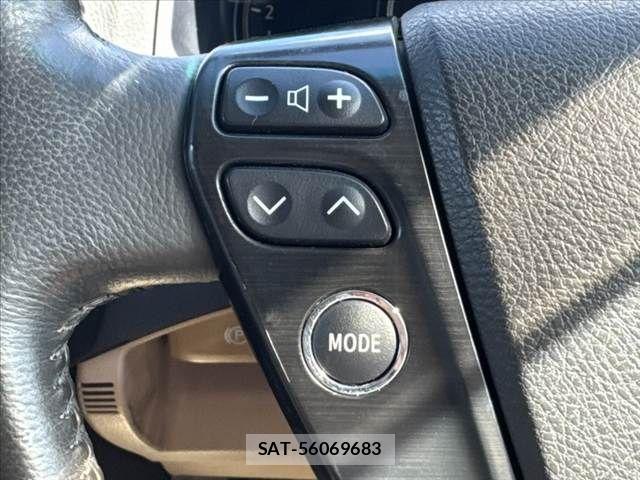 Toyota CROWN SEDAN 2008-09 7326376-23