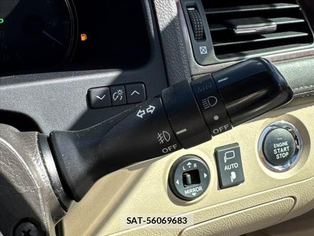 Toyota CROWN SEDAN 2008-09 7326376-27
