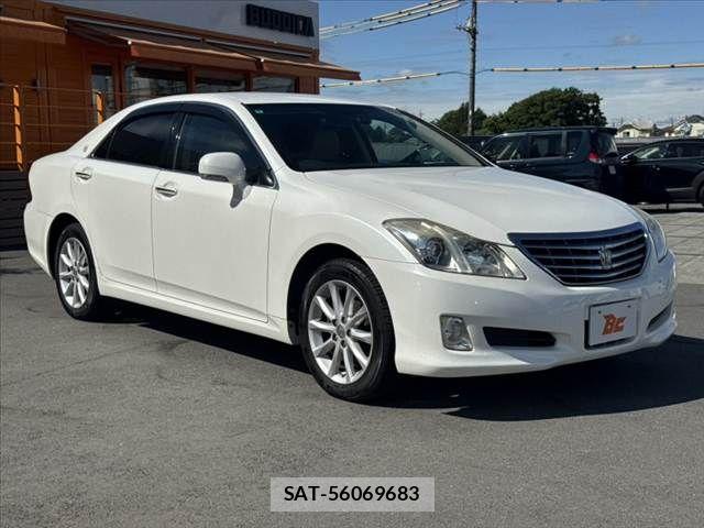 Toyota CROWN SEDAN 2008-09 7326376-7