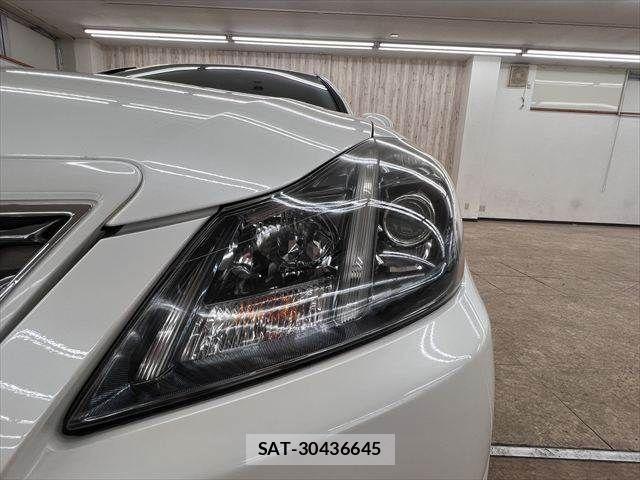 Toyota CROWN SEDAN 2011-05 7326372-20