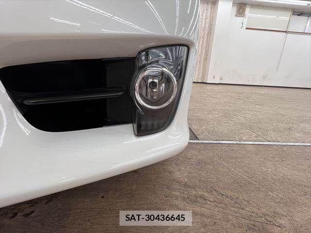 Toyota CROWN SEDAN 2011-05 7326372-21