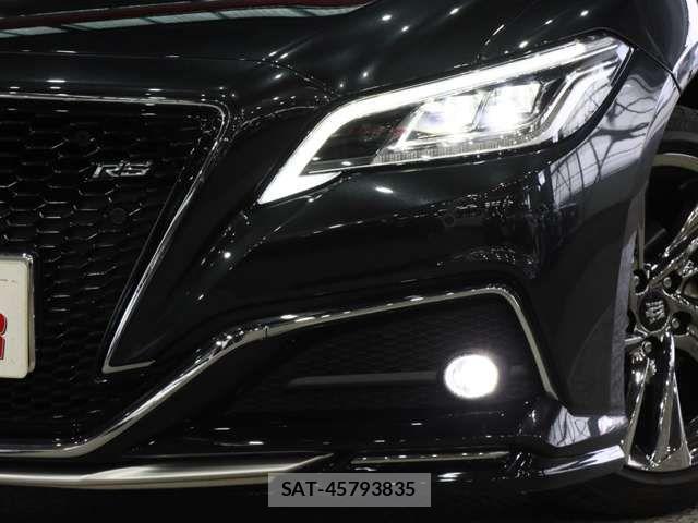Toyota CROWN SEDAN 2022-04 7357273-14